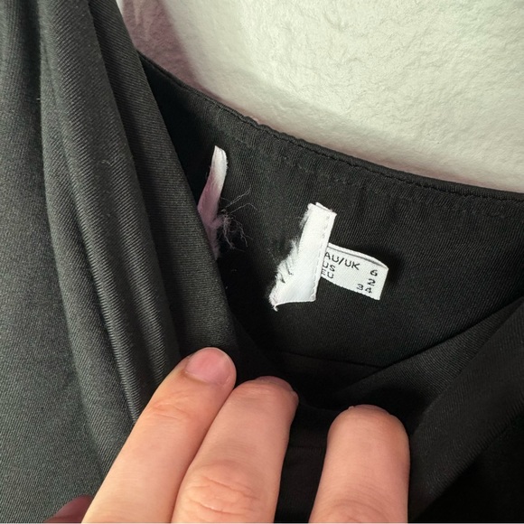 Princess Polly Black Ruched Dress Size 2 - Picture 3 of 3